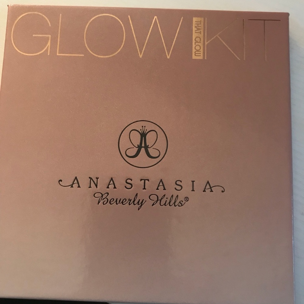Anastasia Glow Kit in That Glow